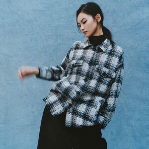 Women’s Zara Textured Plaid Black and White Overshirt Jacket Size XS Extra Small